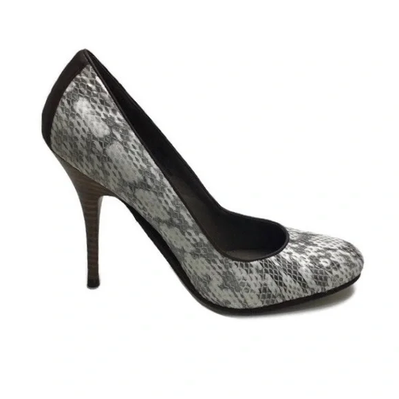 B Makowsky Neve Python Snake Print Leather Round Toe Pumps Size 7.5 - Picture 1 of 12